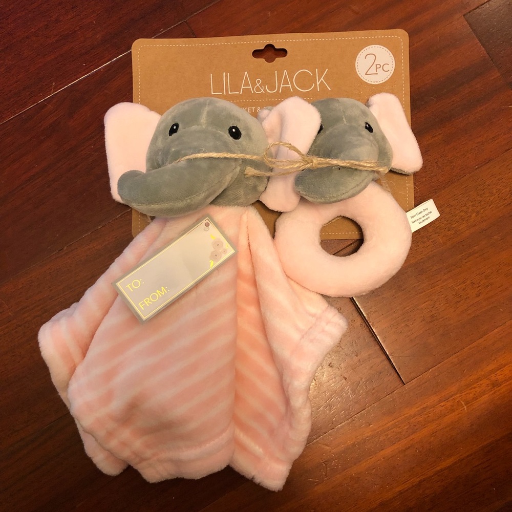 NWT Baby Girl Gift Set with Bears, blanket, and rattle - Picture 3 of 5